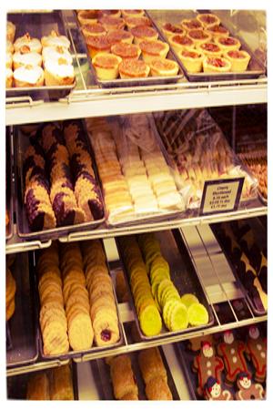 その他  BAKERY West End Bakery - Bakery in Guelph
